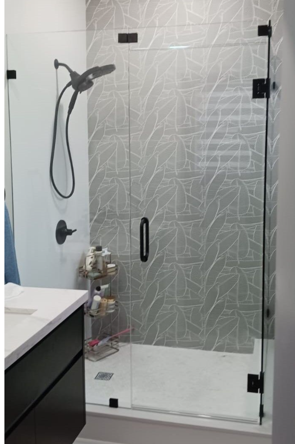 Custom glass work by Signature Glass & Mirror